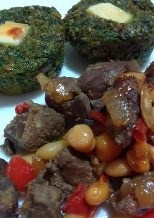 Una foto de Tortitas de acelga, calabaza y zanahoria