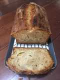Budín de manzanas acarameladas con canela y licor