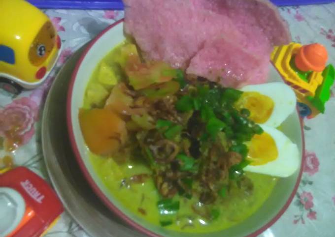 Soto Betawi kuah susu santan ma2 Rakha