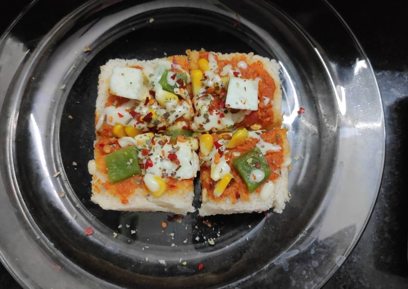 Cheese burst Pizza Squares