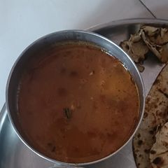 A picture of Rajma masala.