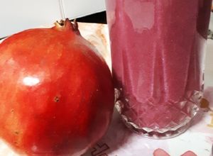 صورة لوصفة طريقة عمل عصير الرمان 😋