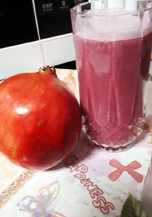 صورة لوصفة طريقة عمل عصير الرمان 😋
