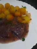Bife al vino tinto con papas Noisette