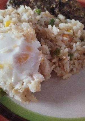 Una foto de Arroz dorado con verduras 🤤