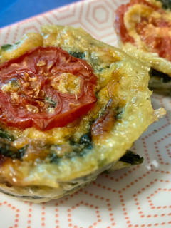 Una foto de Pastelitos de espinacas con chorizo