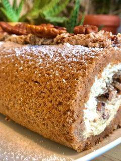 焦糖胡桃南瓜蛋糕捲 - Caramel Pecan Pumpkin Roll 的食譜成品照片