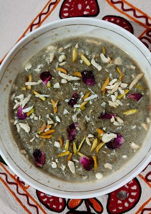 A picture of Shakarkand ki kheer.