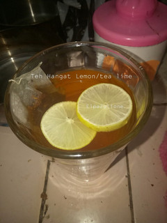 Foto resep Teh hangat lemon/tealime