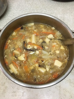 A picture of 酸辣湯.