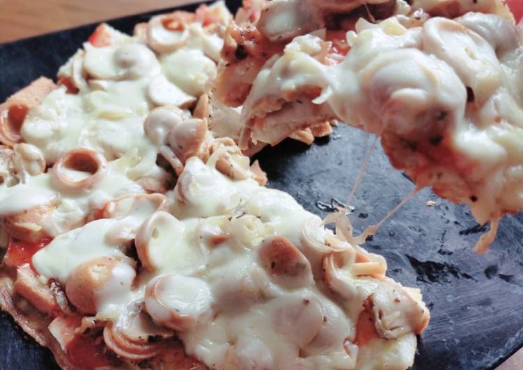 Cara Gampang Menyiapkan Pizza Roti Tawar Simpel yang Menggugah Selera