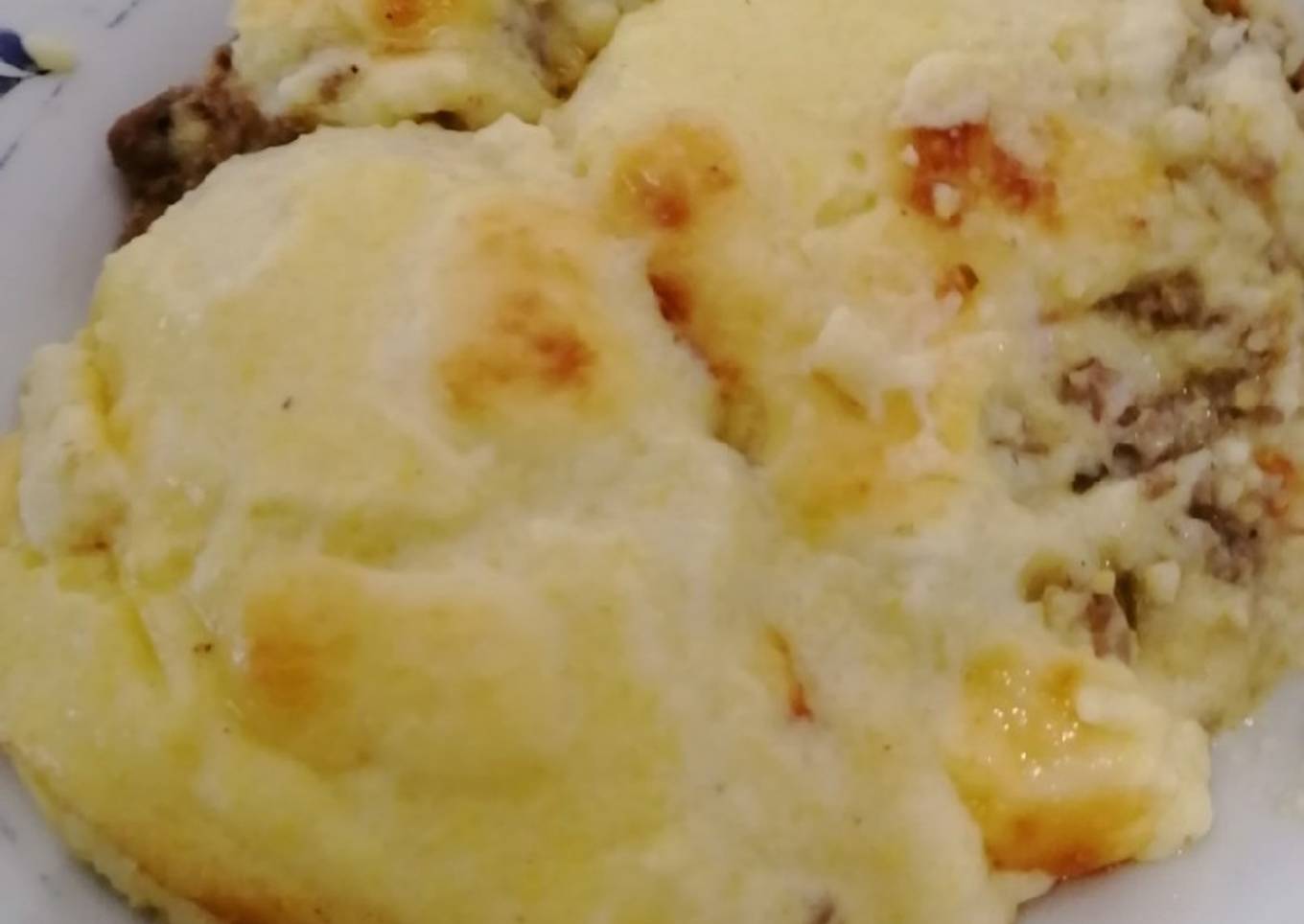 Pastel de carne con polenta