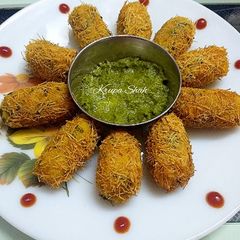 A picture of Sev rolls.