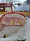 Rollito de pollo con relleno de jamón y queso! Súper delicioso
