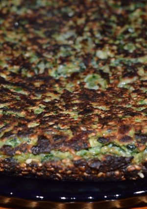Una foto de Tortilla de espinaca y sésamo