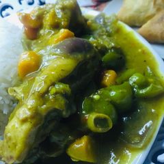 A picture of Curry chicken.