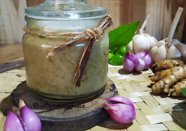 Bumbu Dasar Putih