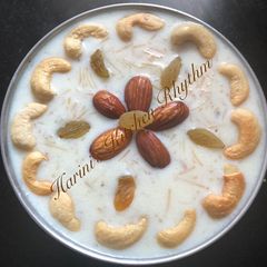A picture of Seviyan kheer (sheer khoorma).