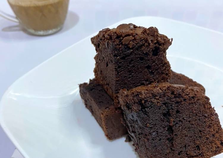 Langkah Mudah untuk Membuat Crust Fudgy Brownies, Lezat Sekali