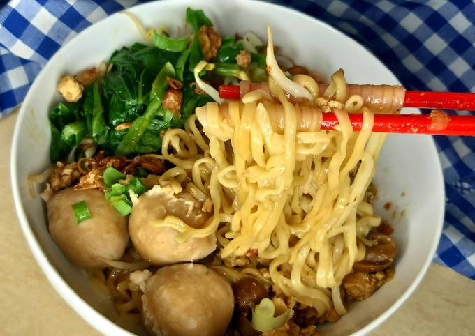 Cara bikin Mie Ayam Abang-Abang Cara bikin Mie Ayam Abang-Abang
