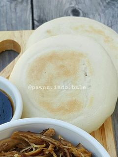 A picture of Asian Bun.