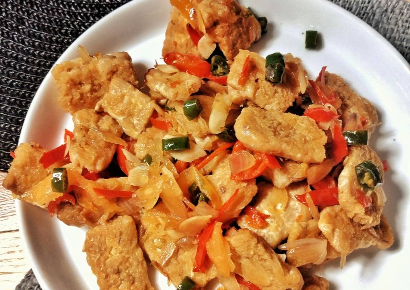 Tumis Tempe Bosok