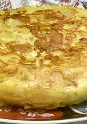 Foto principal de Tortilla rellena de carne picada