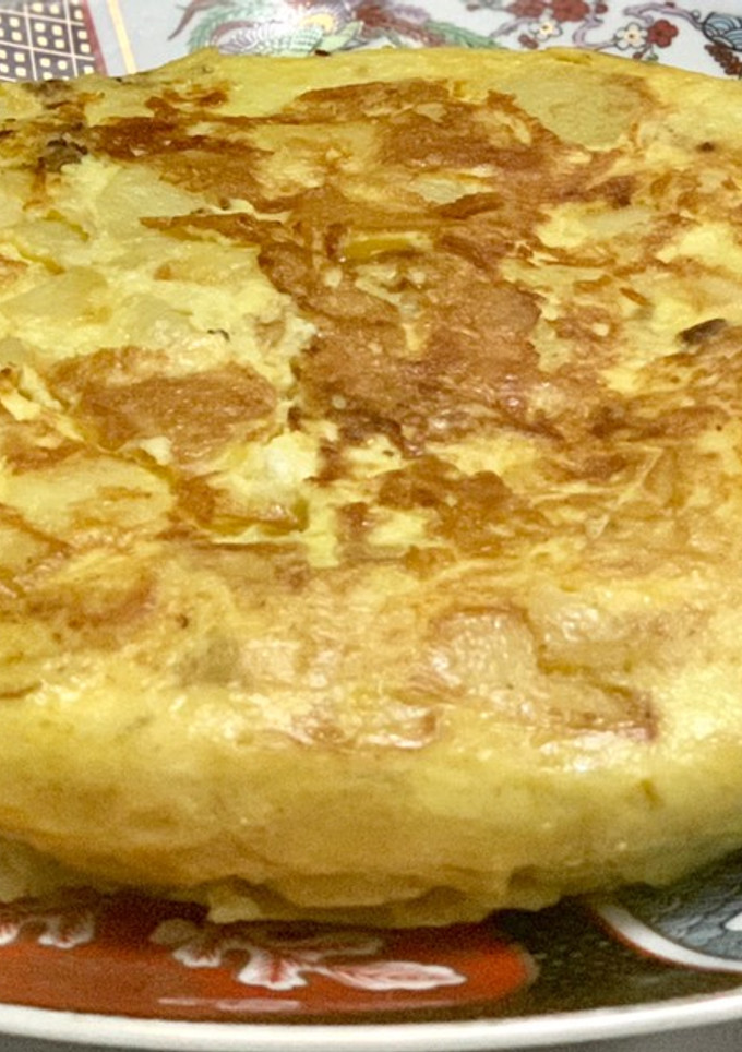 Una foto de Tortilla rellena de carne picada