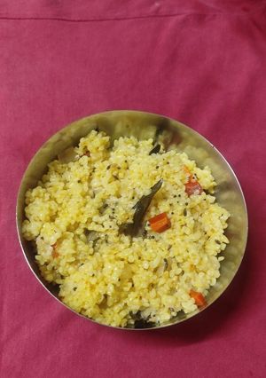 A picture of Broken wheat khichdi.