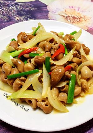Hình của món Bao Tử Cá BaSa Xào Bơ.