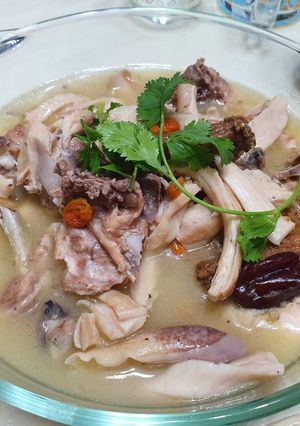 粵菜 胡椒豬肚雞湯（客家名菜－功夫菜） 的食譜成品照片