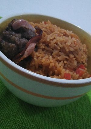 Una foto de Albóndigas con una vuelta de tuerca