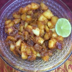 Apple and dates chunky chutney A picture of Apple and dates chunky chutney.