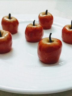 ஆப்பிள் பேடா (Apple beda recipe in tamil) செய்முறை முக்கிய புகைப்படம்