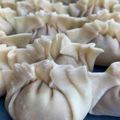 Suikiaw Gyoza Babi (SUPER MUDAH & ENAK) 🥟🥟🥟 রেসিপির প্রধান ছবি