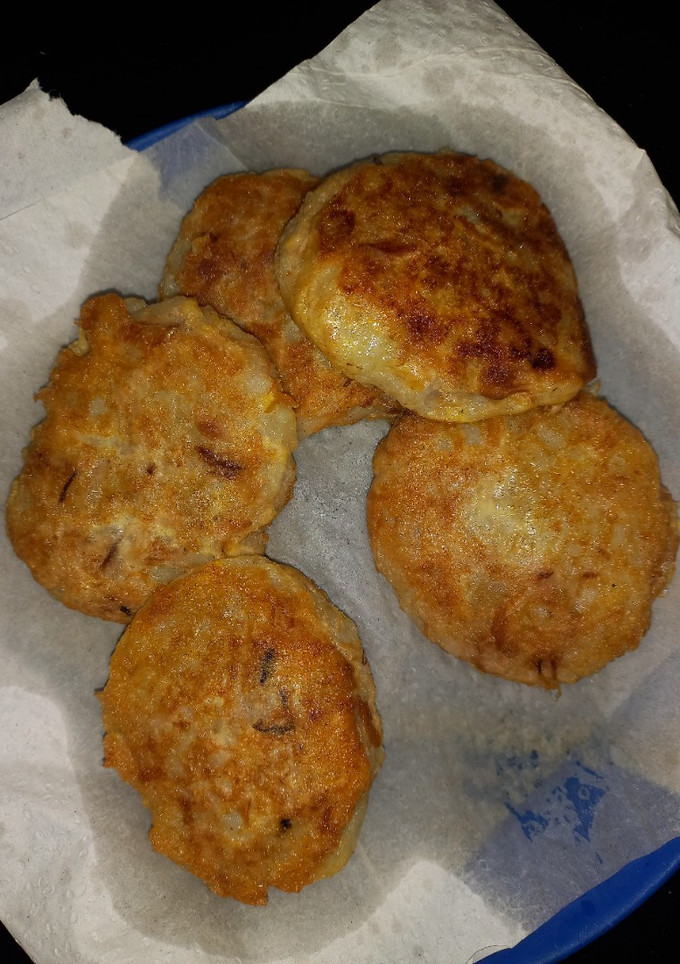Una foto de Tortitas de papa con atún