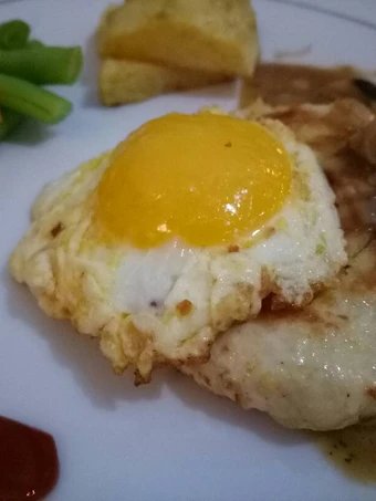 Cara Gampang Menyiapkan Resep Steak tahu ayam saos jamur yang Menggugah Selera Anti Ribet, Lezat