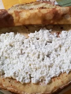 Túrós palacsinta grízes tésztából recept fotója