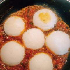 A picture of Hyderabadi tawa idli.
