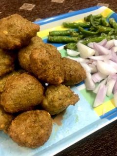 મગની દાળ ના દાળવડા (Moong Dal Dalvada Recipe In Gujarati) રેસીપી મુખ્ય ફોટો