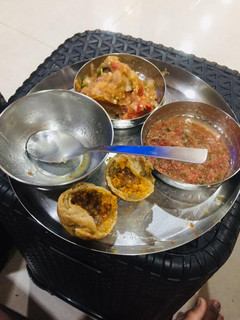 लिट्टी चोखा और चटनी (litti chokha aur chutney recipe in Hindi) रेसिपी मुख्य फोटो