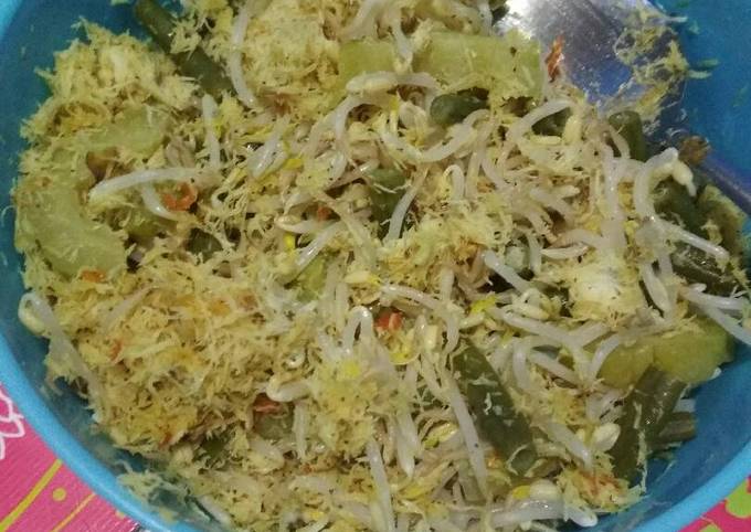 Langkah Mudah untuk Menyiapkan Urap sederhana yang Bisa Manjain Lidah