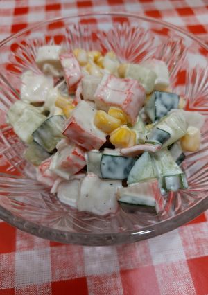 Majonézes surimi saláta recept fotója