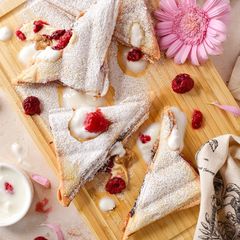 Raspberry, White Choc & Peanut Butter Toasties A picture of Raspberry, White Choc & Peanut Butter Toasties.
