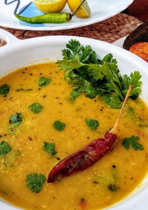 রেস্তোরাঁ স্টাইল ডাল ফ্রাই (restaurant style dal fry recipe in Bengali) রেসিপির প্রধান ছবি