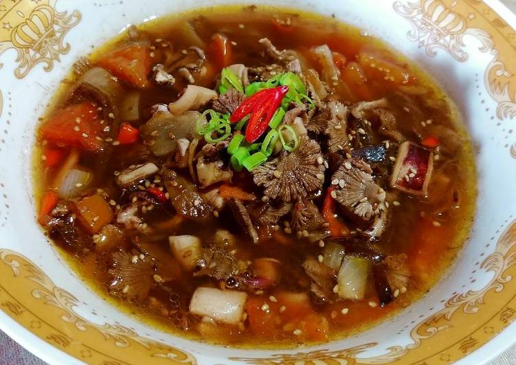 Sup Cumi Jamur Asam Pedas