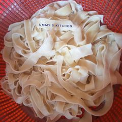 Fettuccine pasta A picture of Fettuccine pasta.
