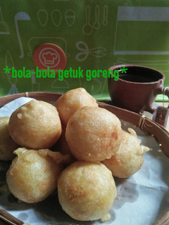 Foto resep *bola-bola getuk goreng*