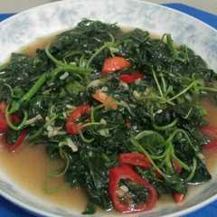 Tumis Bayam Bawang Putih রেসিপির প্রধান ছবি
