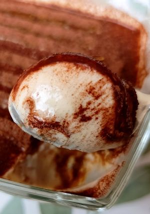Una foto de Postre de yogurt sabor tiramisú